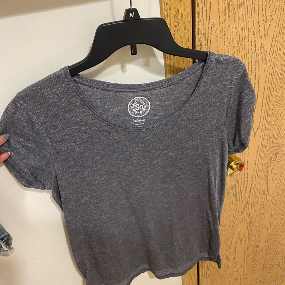Charcoal cap sleeve top